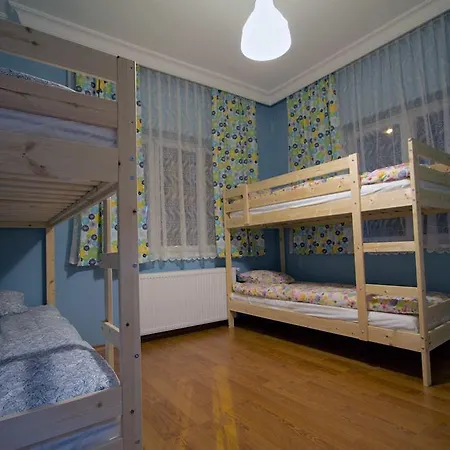 Hostel Deeps