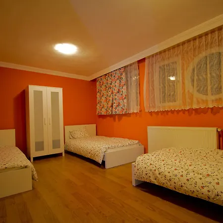 Hostel Deeps