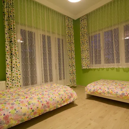 Hostal Deeps *