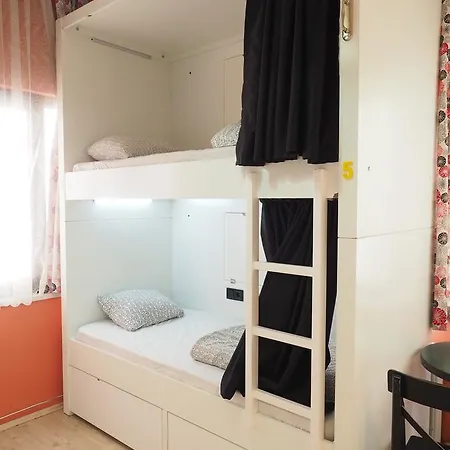 Hostel Deeps