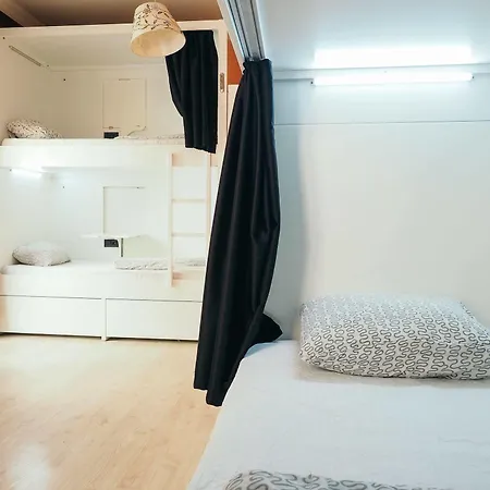 Hostal Deeps