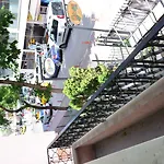 Hostel Deeps *