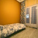 Hostel Deeps *